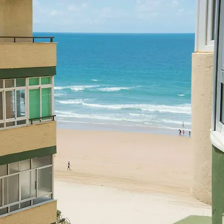 Confort Playa 公寓 *